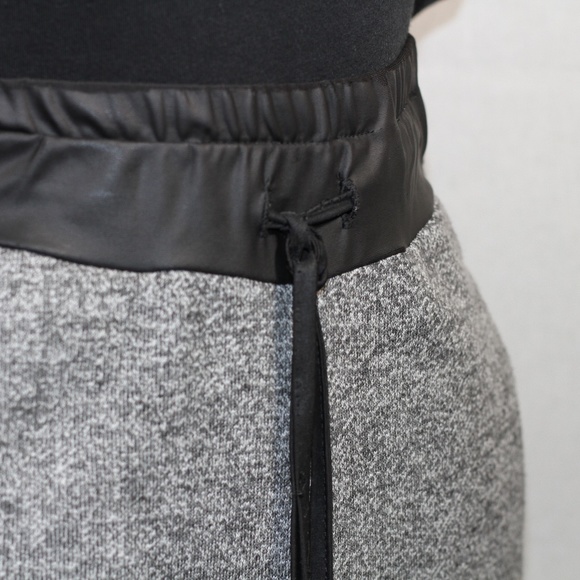 Material Girl Pants (s) - Picture 4 of 7